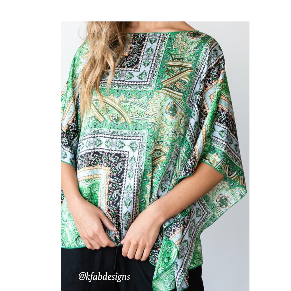 LAST 1! Gorgeous Abstract Print Green Multi Half Sleeve Silky Top! - Picture 6 of 6